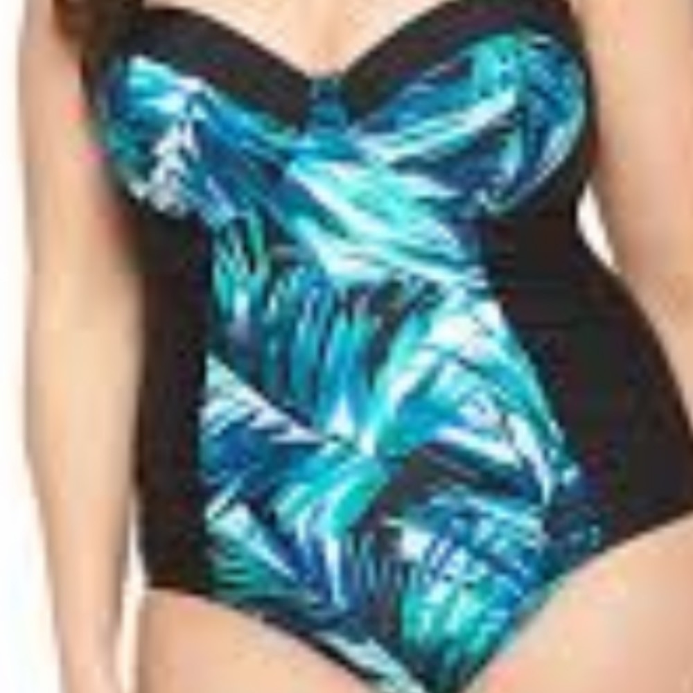 New Women’s swimsuit